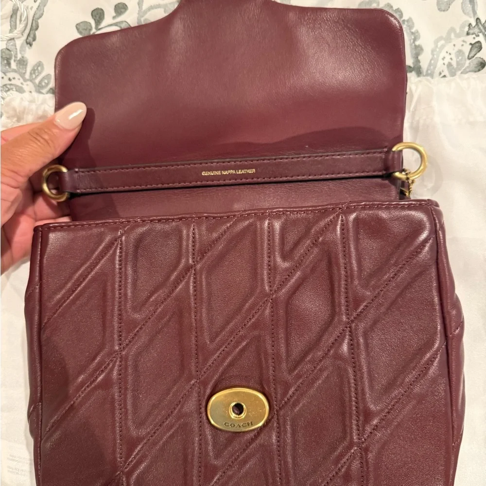 Coach Times Square Tabby *Larger size* - Picture 3 of 8